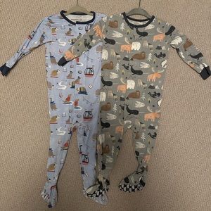 2 Magnetic Me Modal Footies in sold out prints size 9-12